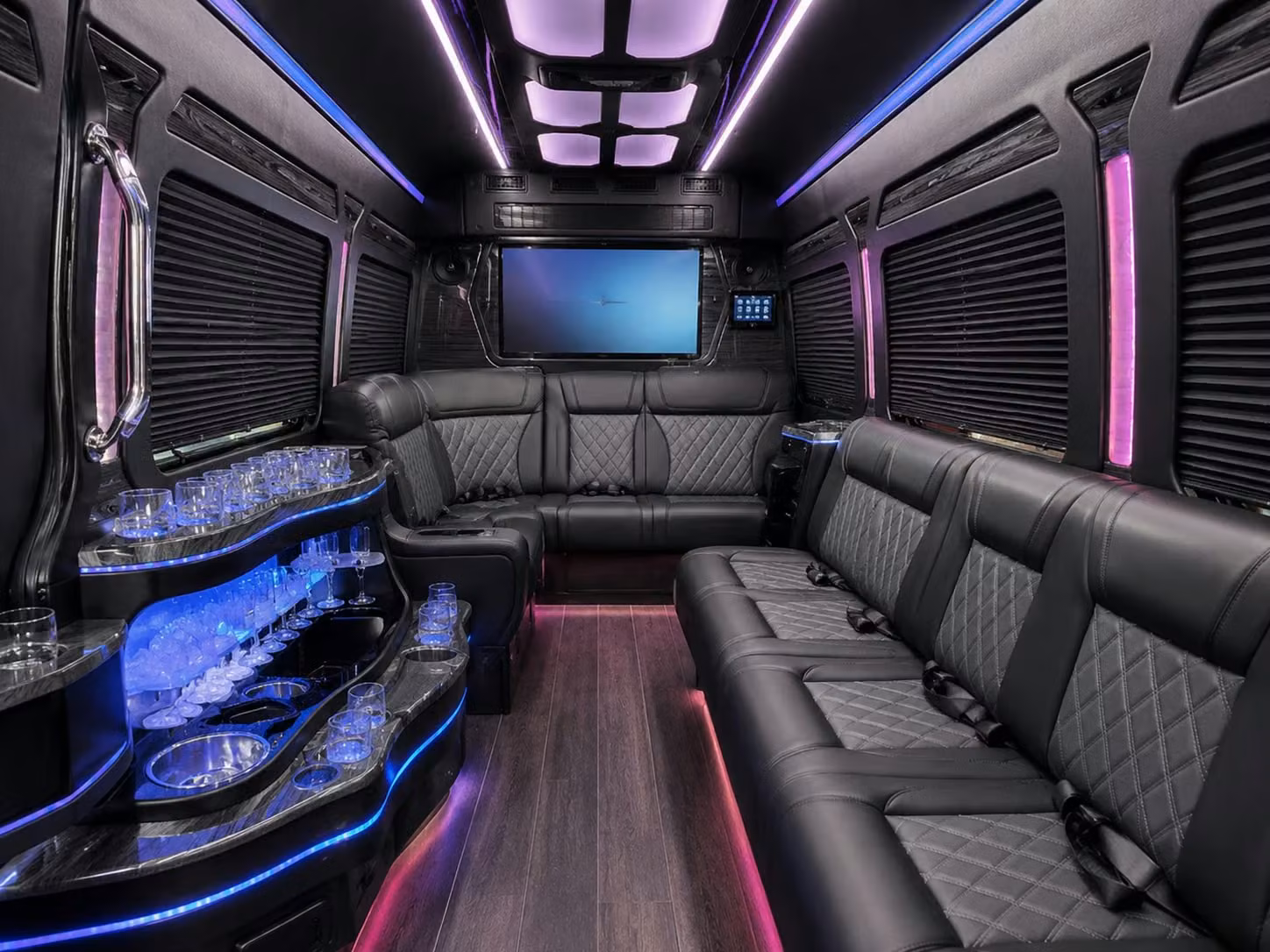 find the right rochester prom bus before your date books up