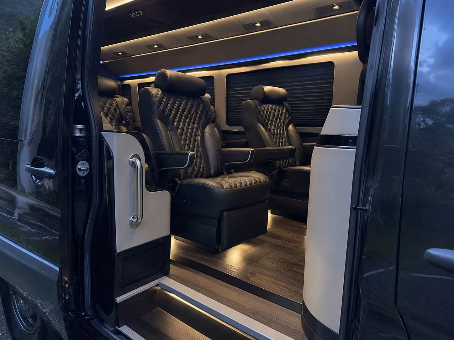 rochester airport shuttle services